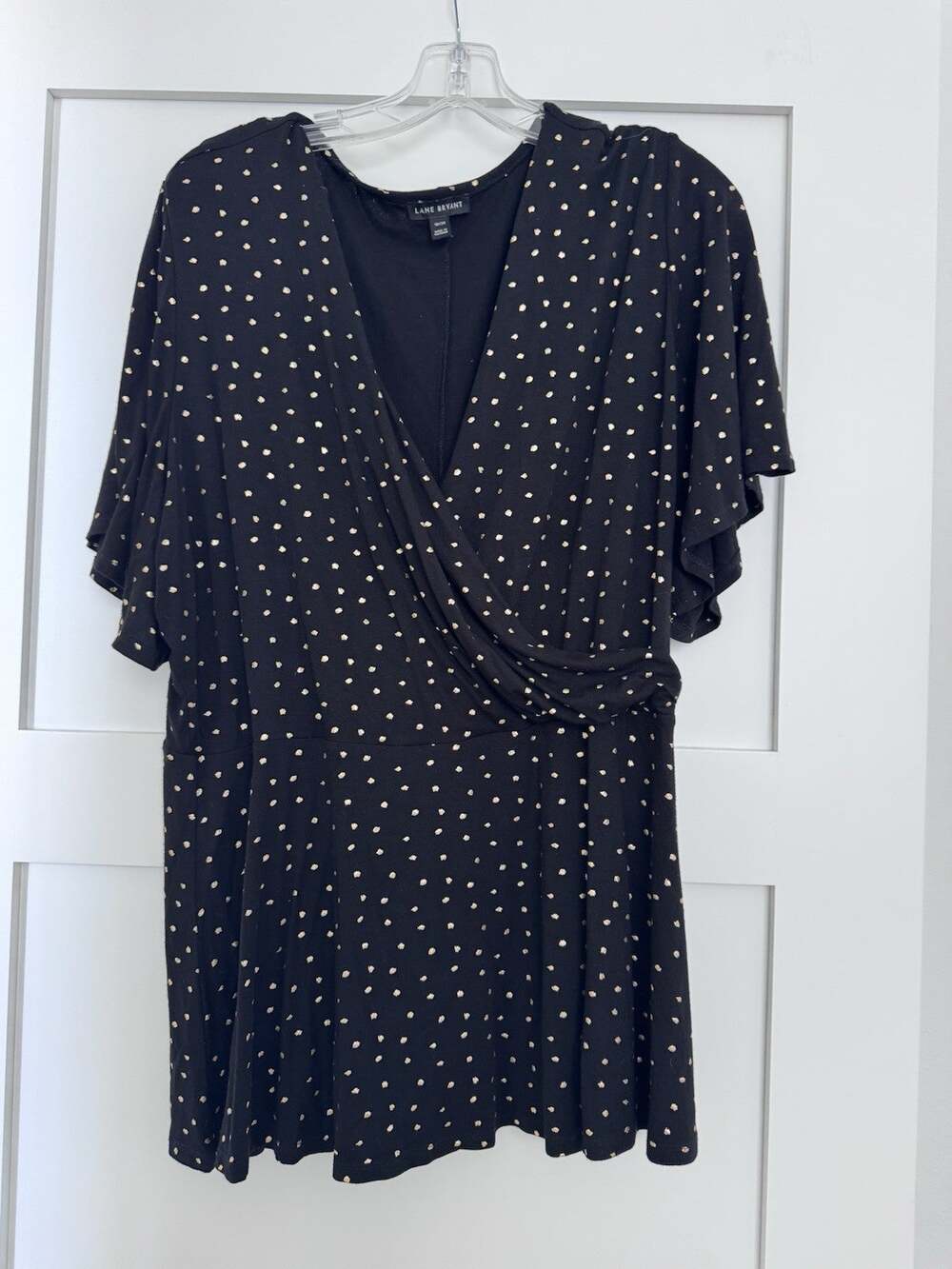 lane bryant 18 20 Blouse Black With Gold Dots V Neck Short Sleeve